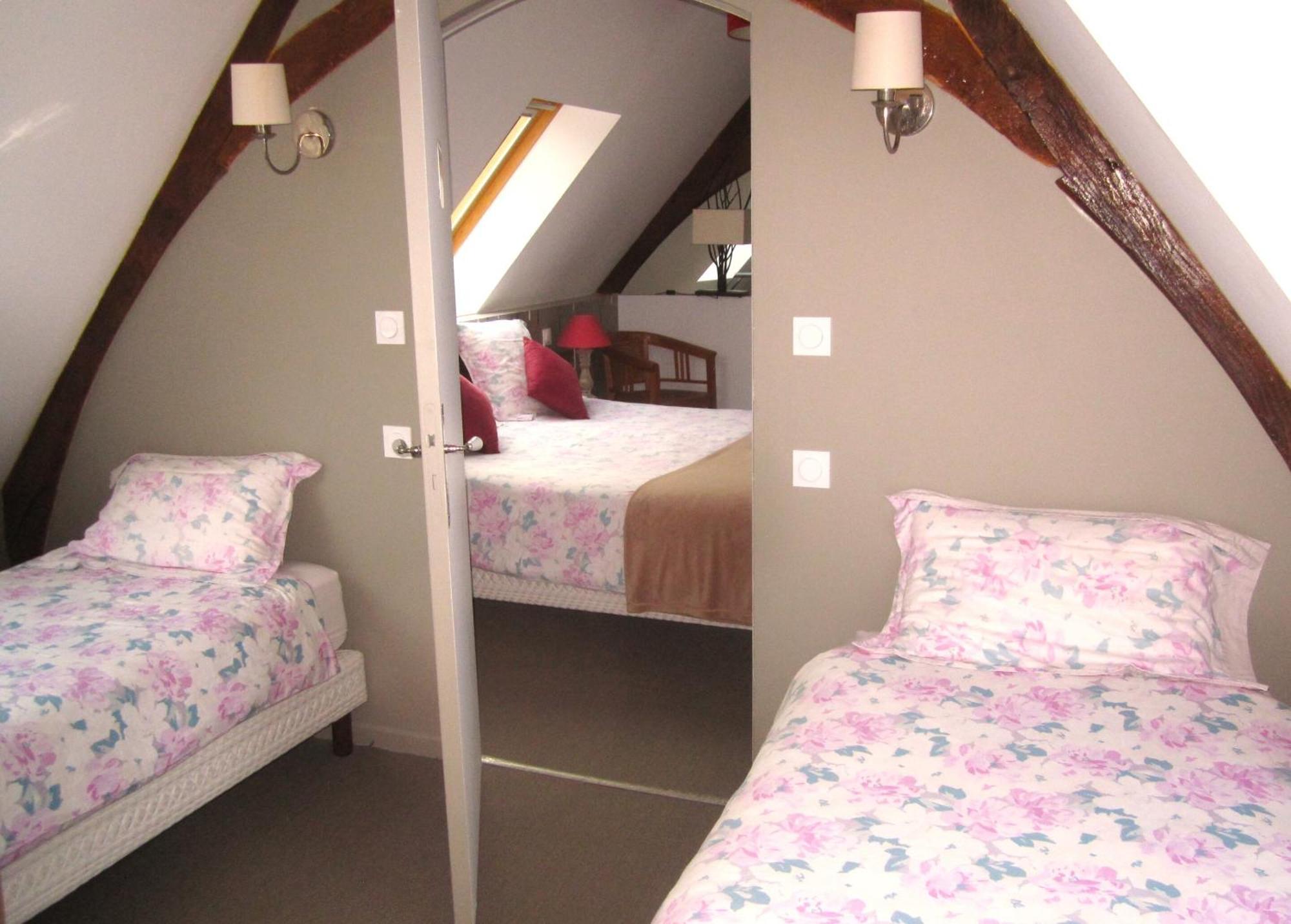 Hotel Manoir Desnachez Taupont Habitación foto