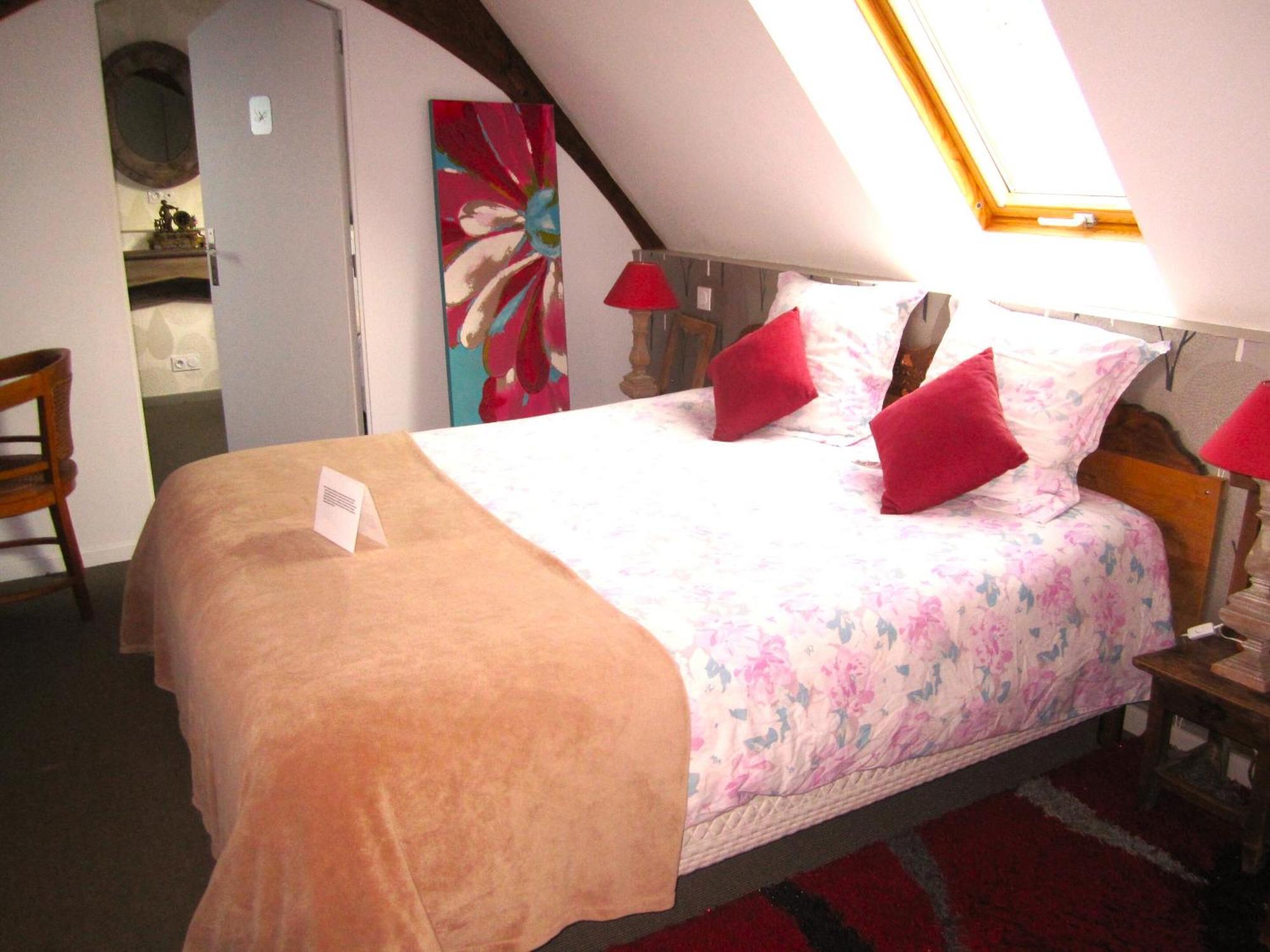 Hotel Manoir Desnachez Taupont Habitación foto
