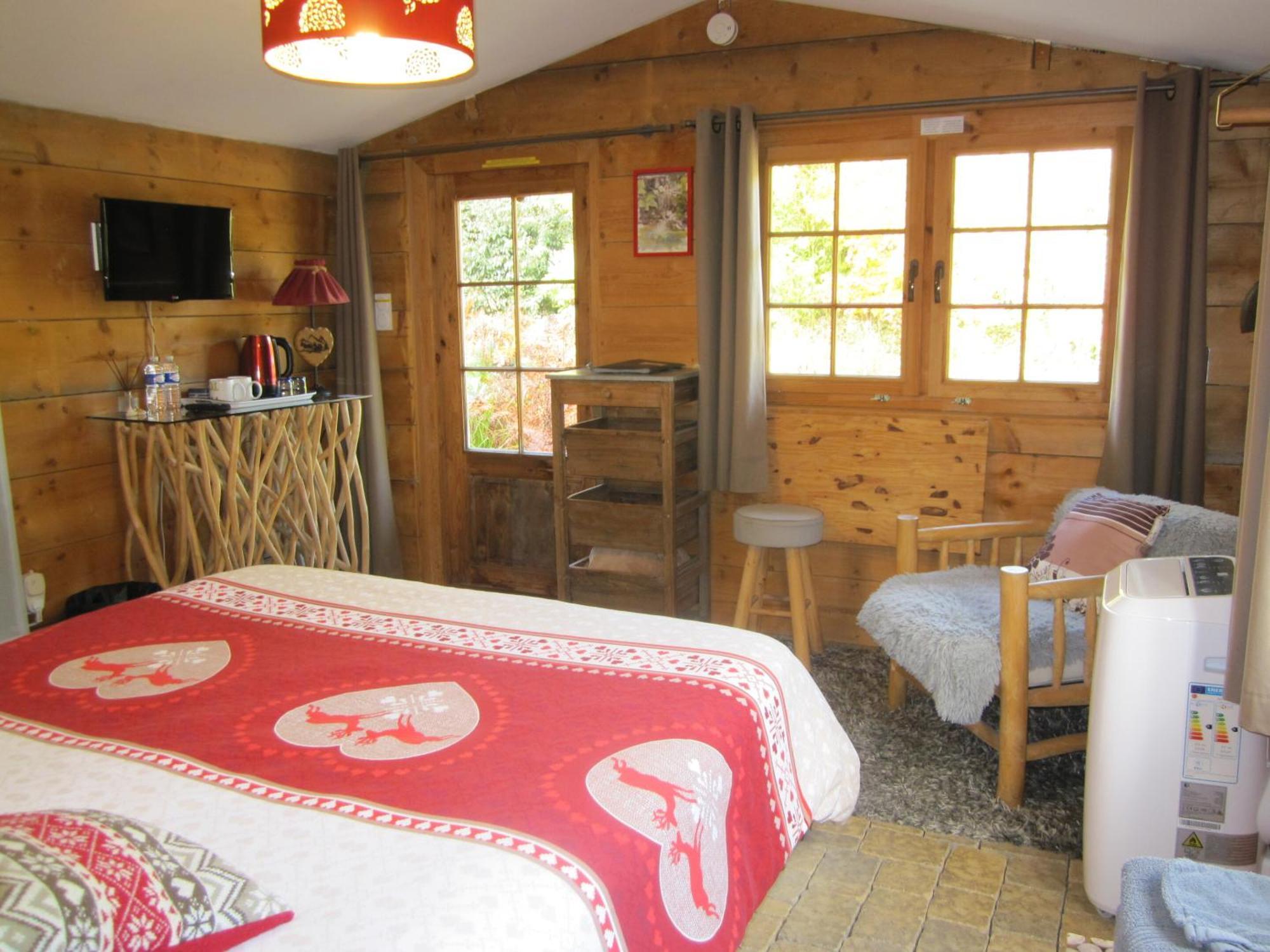 Hotel Manoir Desnachez Taupont Habitación foto