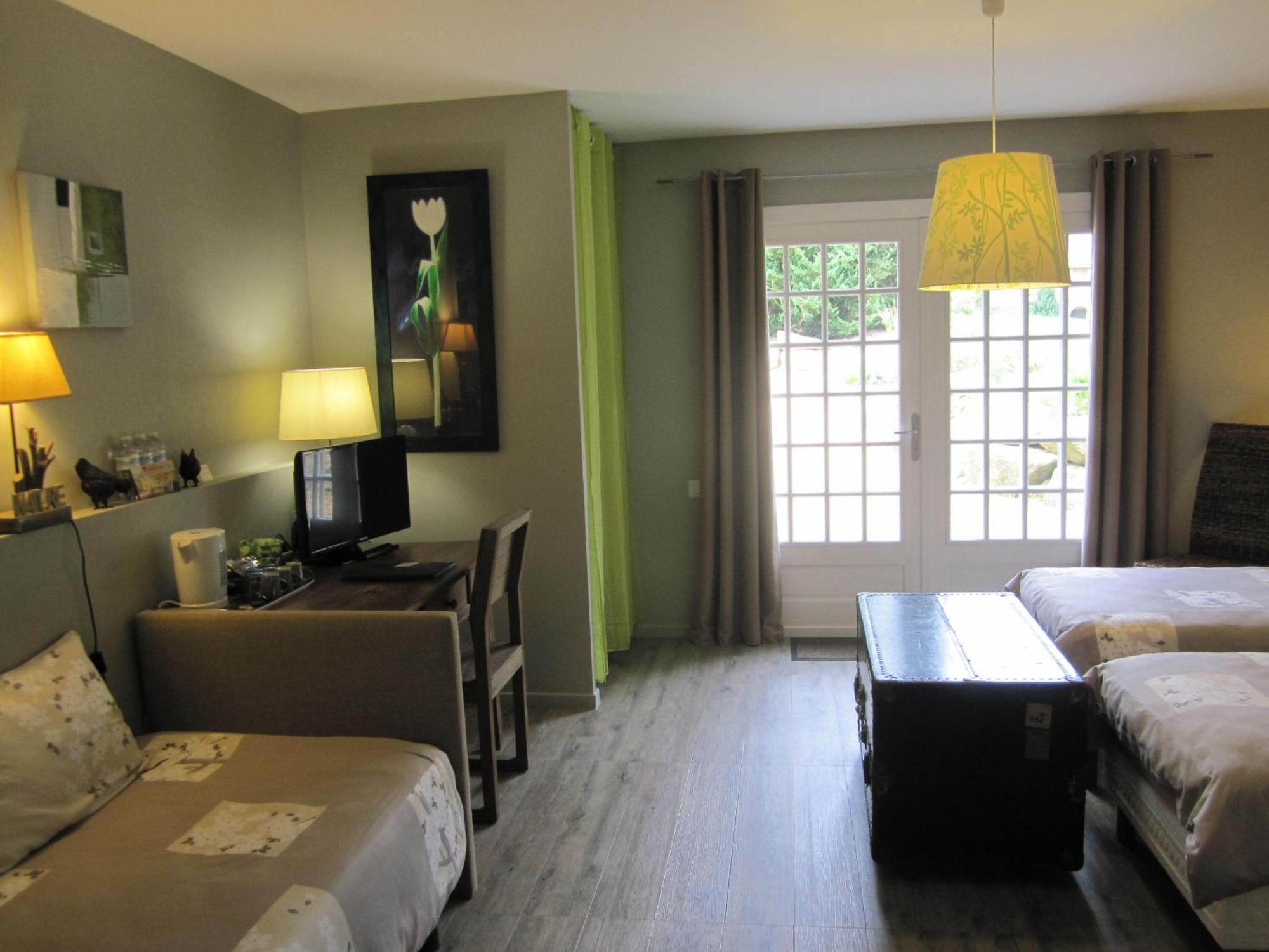 Hotel Manoir Desnachez Taupont Habitación foto
